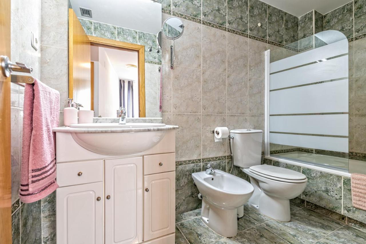 Calido Apartamento Con Piscina En Barcelona Ripollet Ngoại thất bức ảnh