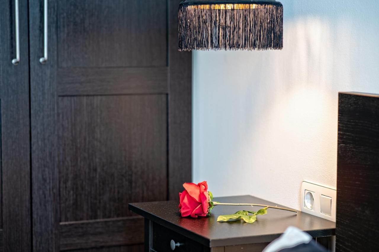 Calido Apartamento Con Piscina En Barcelona Ripollet Ngoại thất bức ảnh