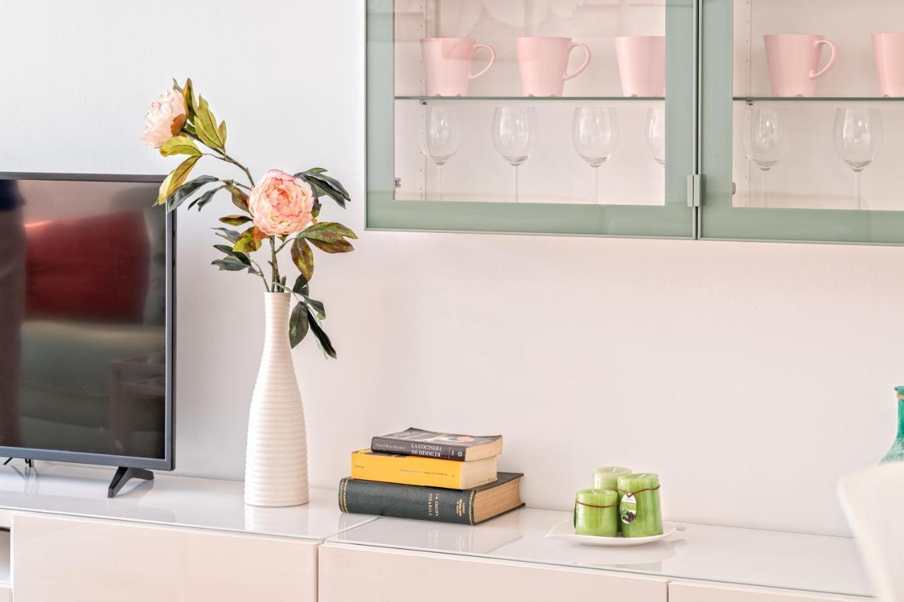 Calido Apartamento Con Piscina En Barcelona Ripollet Ngoại thất bức ảnh