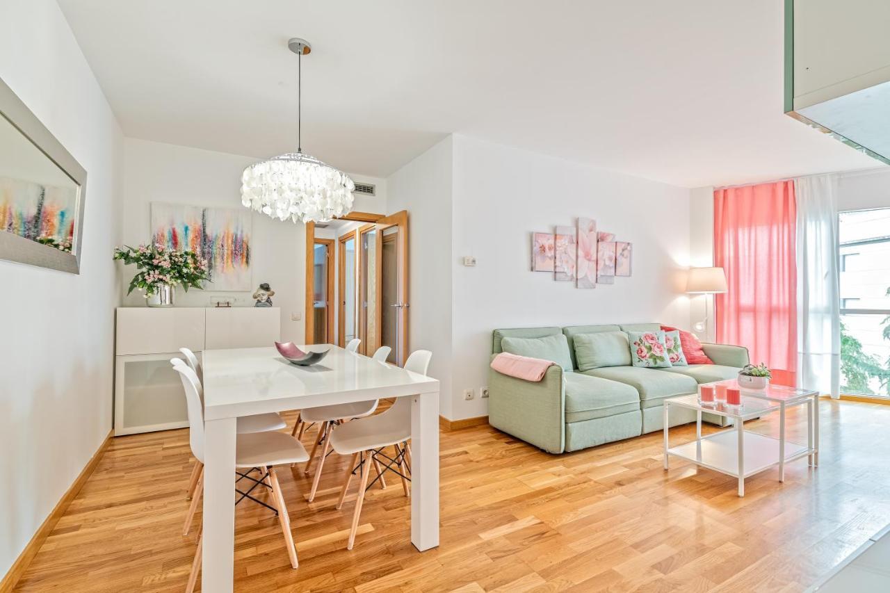 Calido Apartamento Con Piscina En Barcelona Ripollet Ngoại thất bức ảnh