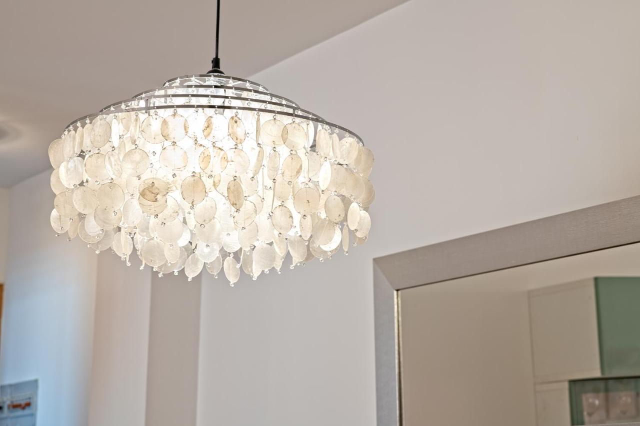 Calido Apartamento Con Piscina En Barcelona Ripollet Ngoại thất bức ảnh