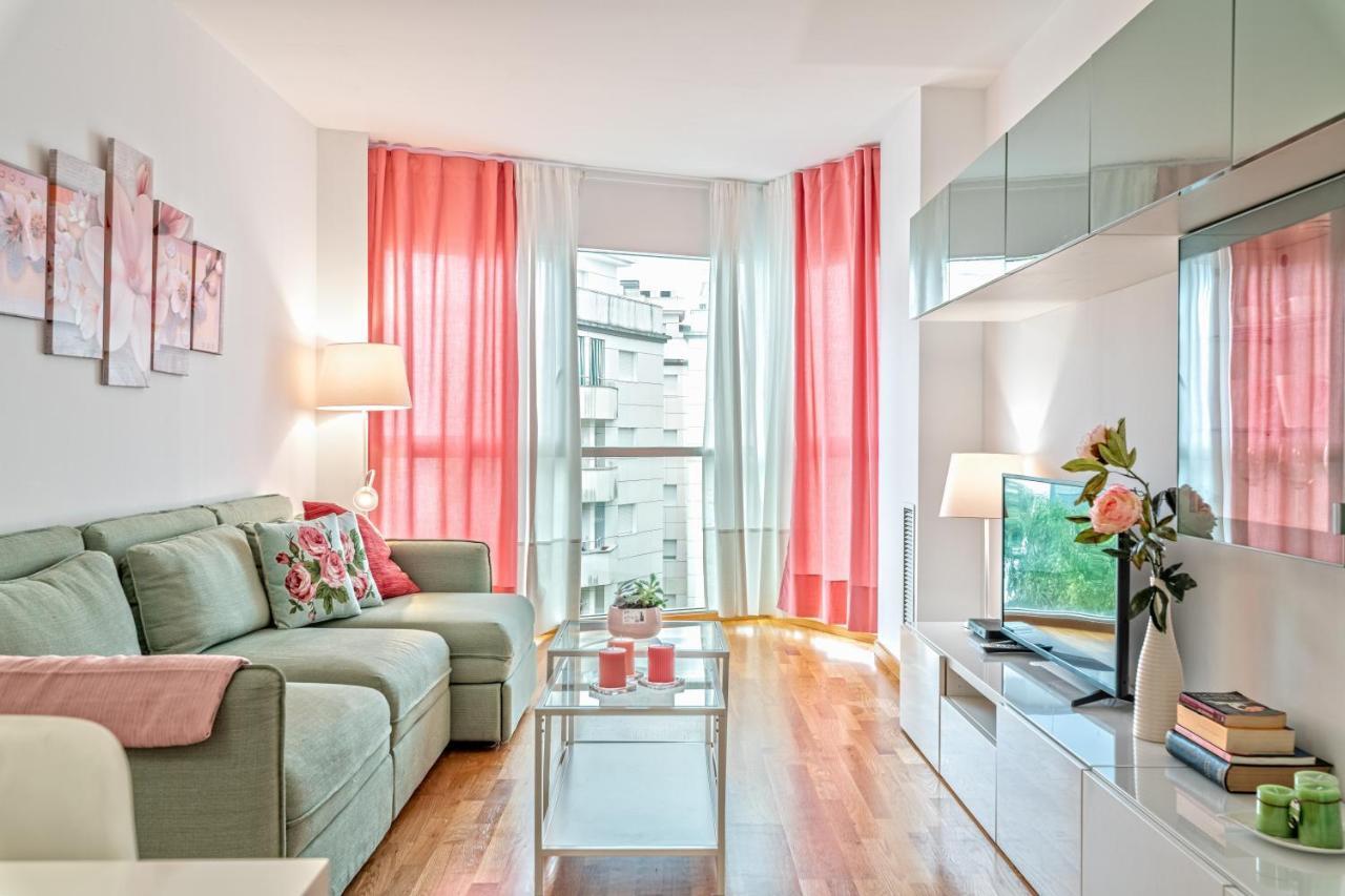 Calido Apartamento Con Piscina En Barcelona Ripollet Ngoại thất bức ảnh