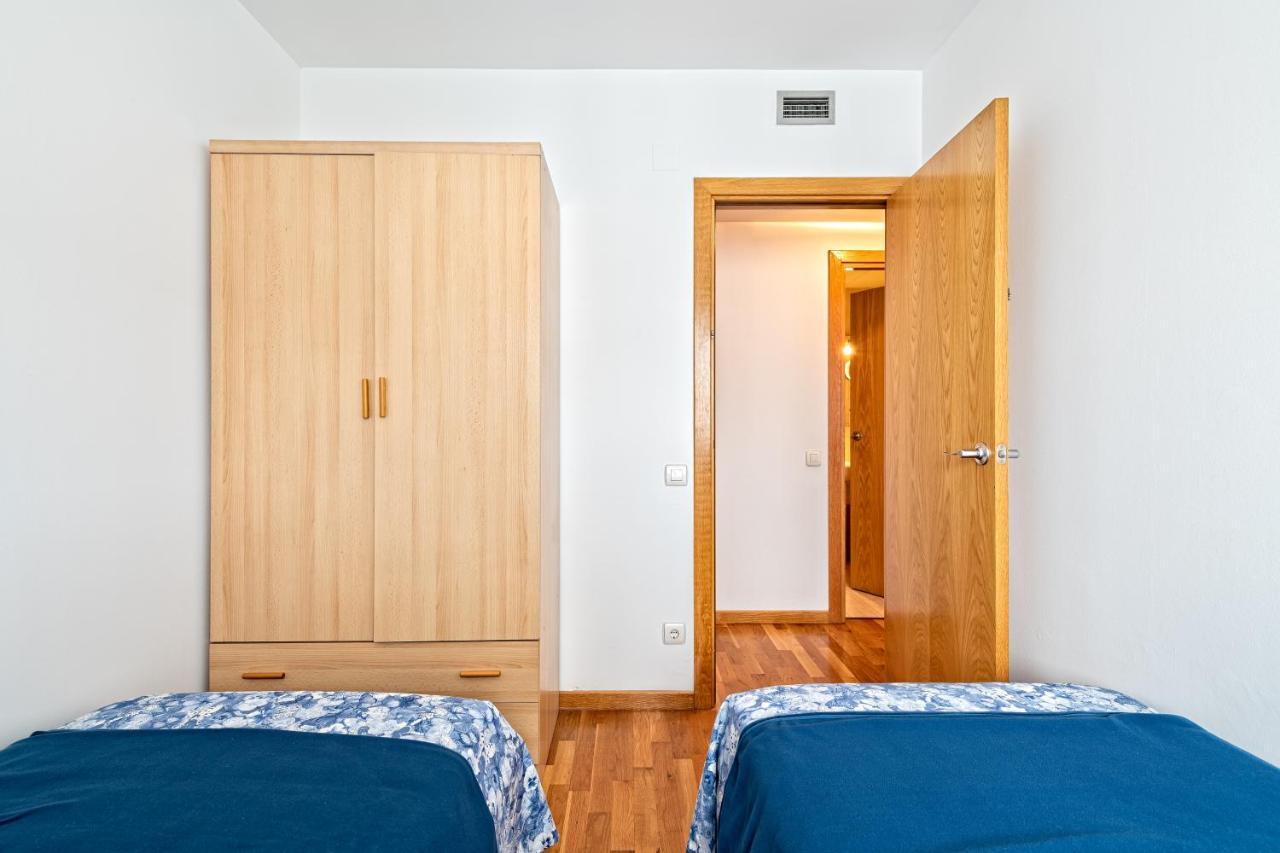 Calido Apartamento Con Piscina En Barcelona Ripollet Ngoại thất bức ảnh